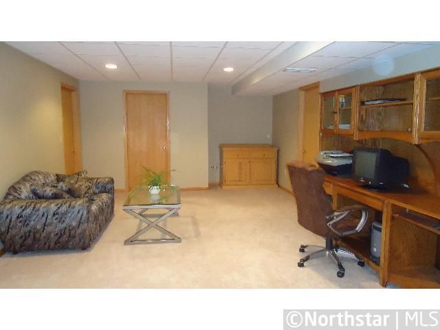 938 Hilden Dr, Ellsworth, WI 54011