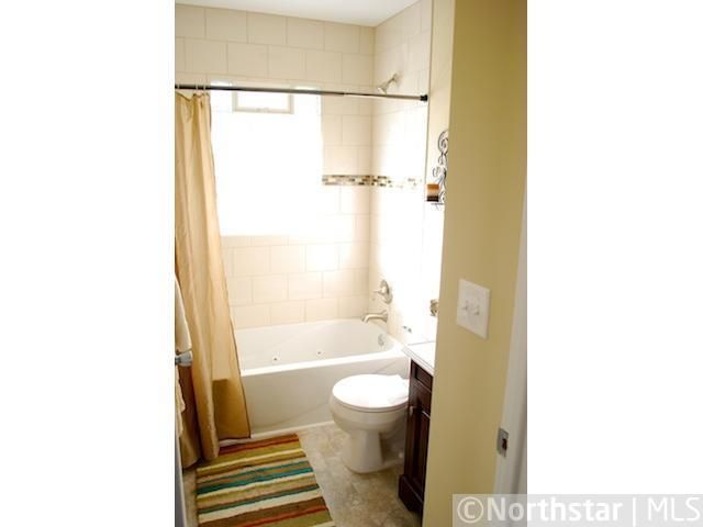 5330 5th St NE, Fridley, MN 55421