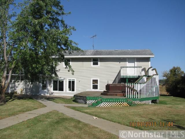 6991 Aspen Rd, Princeton, MN 55371
