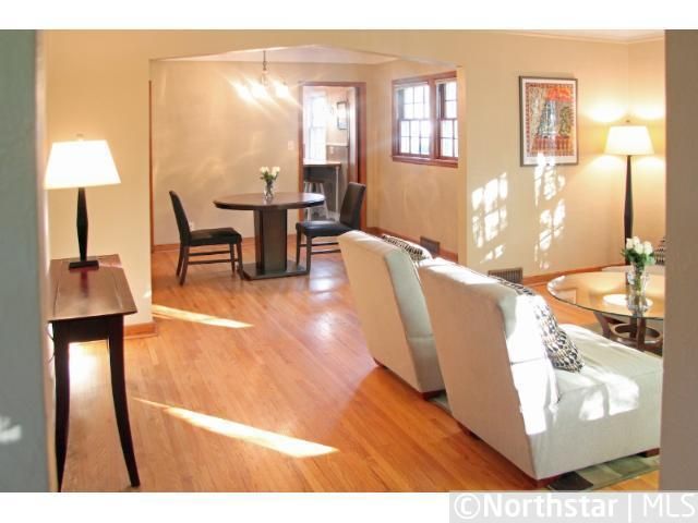 1496 Sheldon St, Saint Paul, MN 55108