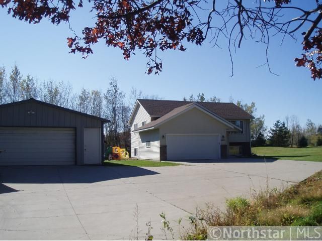 5805 County Road 136, Saint Cloud, MN 56301
