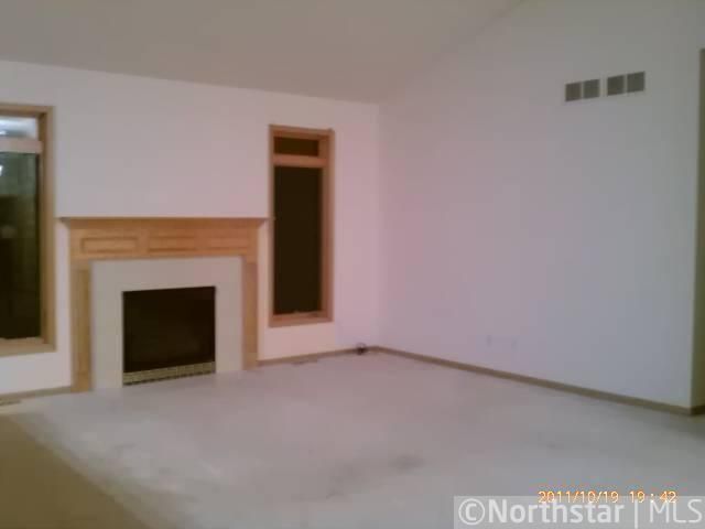 9207 Hillsboro Way, Savage, MN 55378