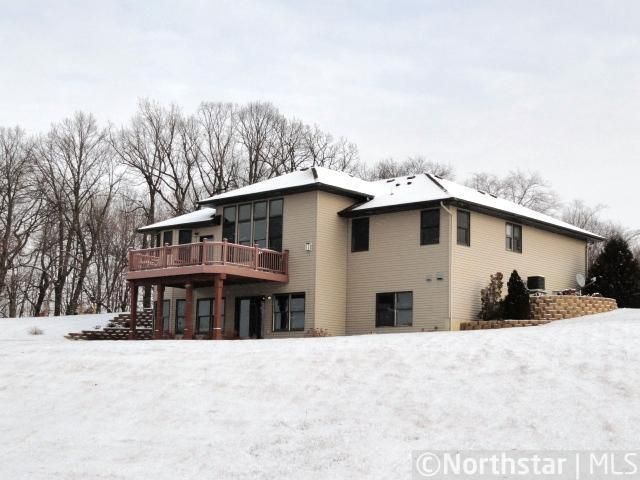 5099 Country Cir, Loretto, MN 55357