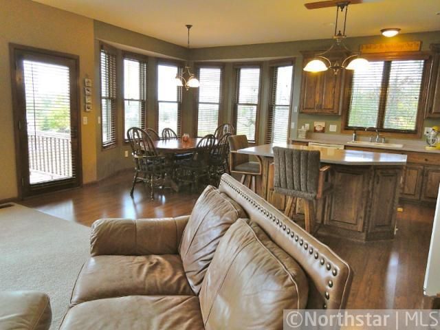 5099 Country Cir, Loretto, MN 55357