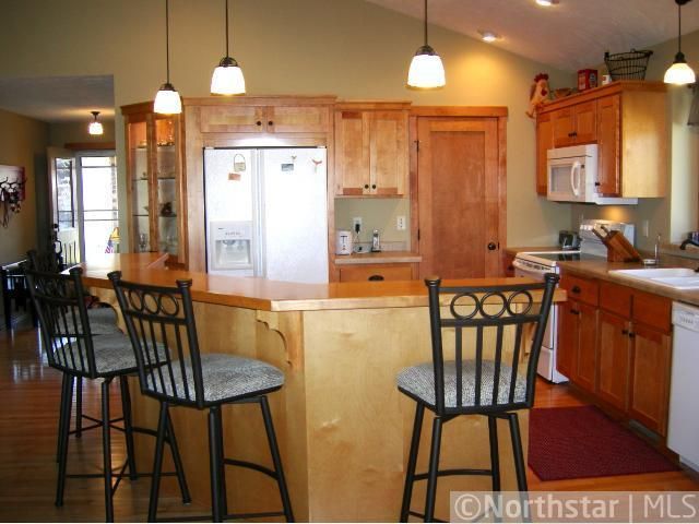 413 Flag Blvd, New Prague, MN 56071