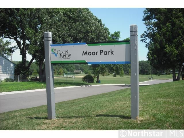 706 109th Ave NW, Coon Rapids, MN 55448