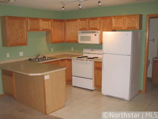 2237 Affirmed Dr, Shakopee, MN 55379