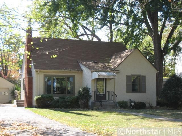 1249 Osage St, Saint Paul, MN 55117