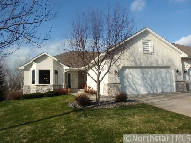 2643 Parkview Dr, White Bear Lake, MN 55110