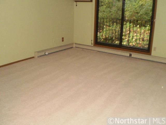 5645 Green Circle Dr #202, Minnetonka, MN 55343