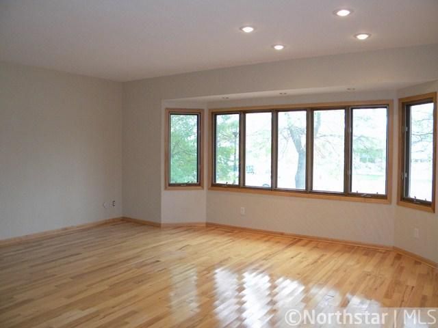 4149 158th St W, Rosemount, MN 55068