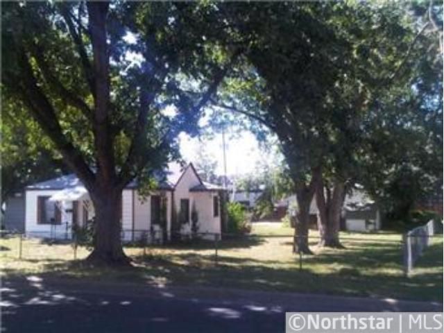 5310 4th St NE, Fridley, MN 55421