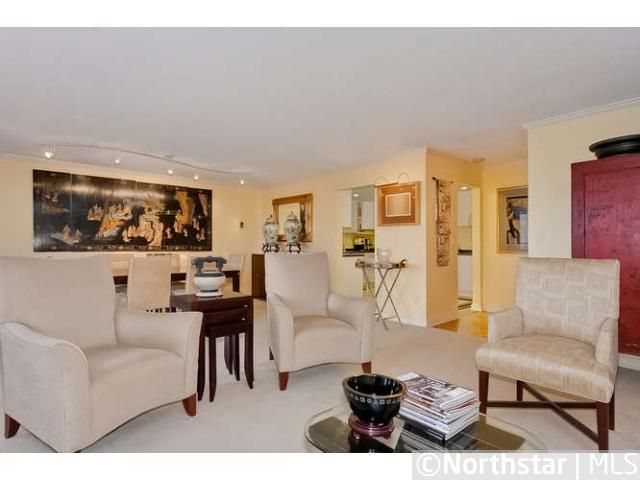 6400 York Ave S #506, Edina, MN 55435
