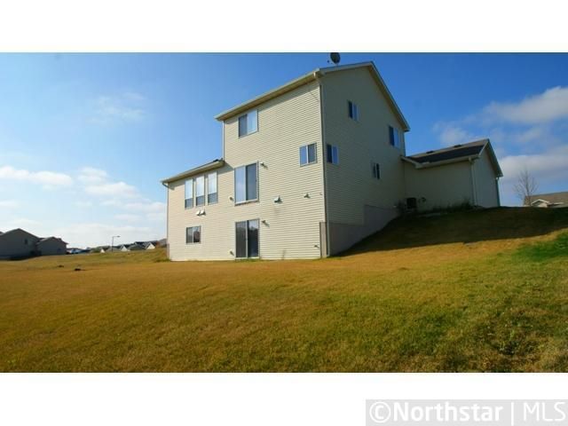 526 11th Ave NE, Lonsdale, MN 55046