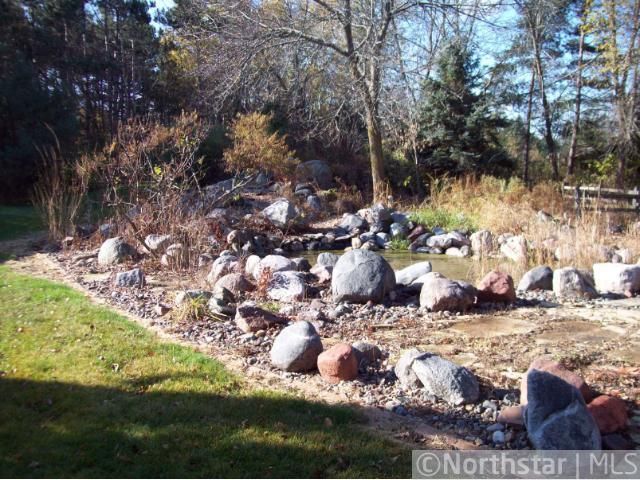 7839 Lois Ln, Lino Lakes, MN 55014