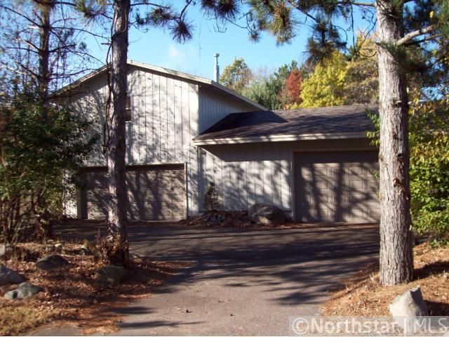 7839 Lois Ln, Lino Lakes, MN 55014