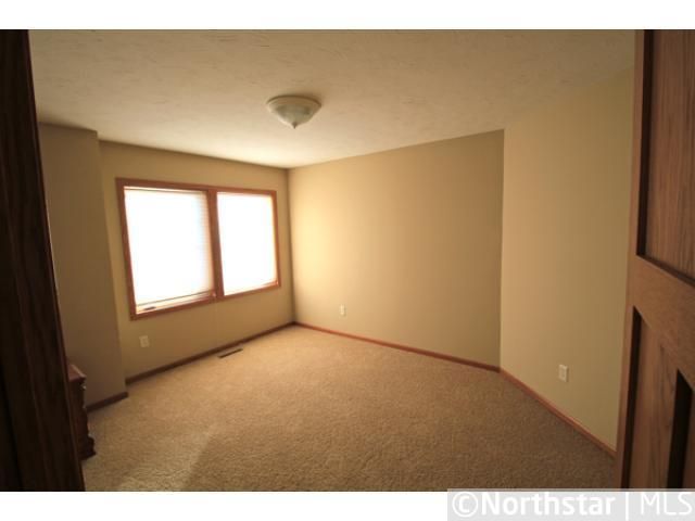15016 Zinran Ave, Savage, MN 55378