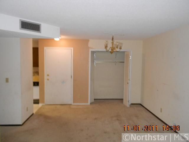 132 Demont Ave E #335, Little Canada, MN 55117