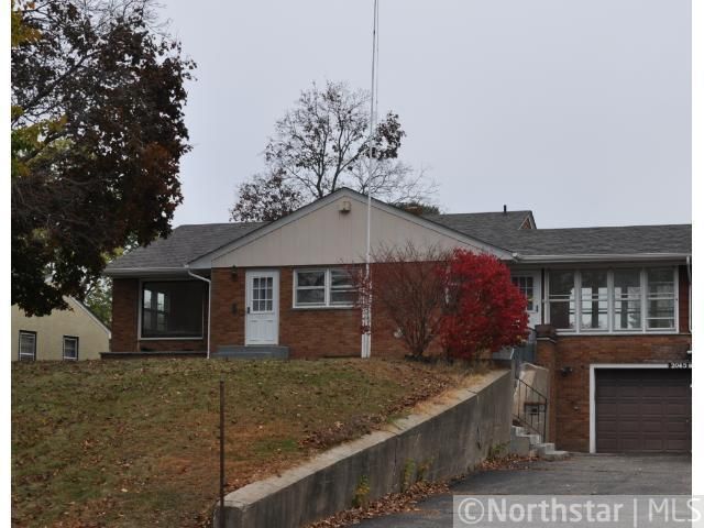 2045 Arlington Ave E, Saint Paul, MN 55119