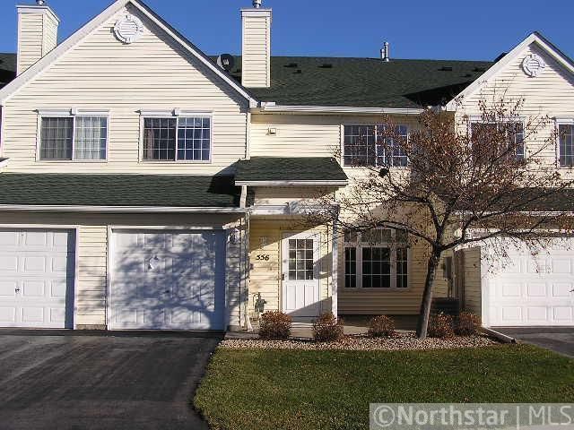 556 Aqua Cir, Lino Lakes, MN 55014