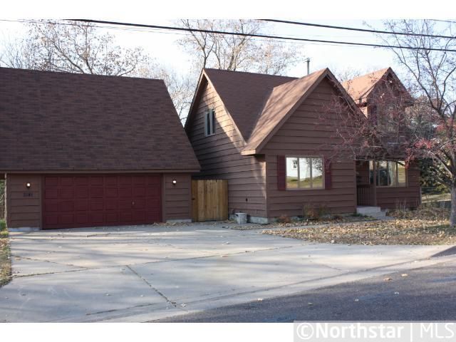 2141 Beech St E, Saint Paul, MN 55119