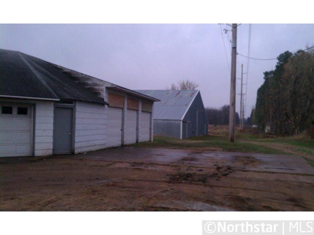 25494 Goodview Ave, Wyoming, MN 55092