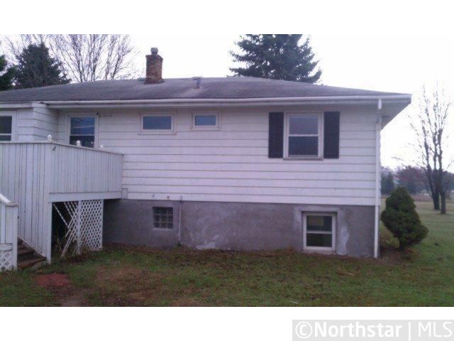 25494 Goodview Ave, Wyoming, MN 55092