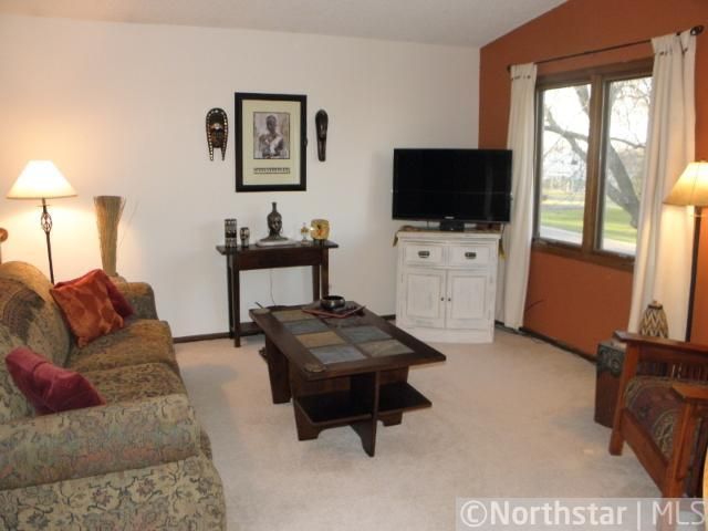 1260 119th Ln NW, Coon Rapids, MN 55448