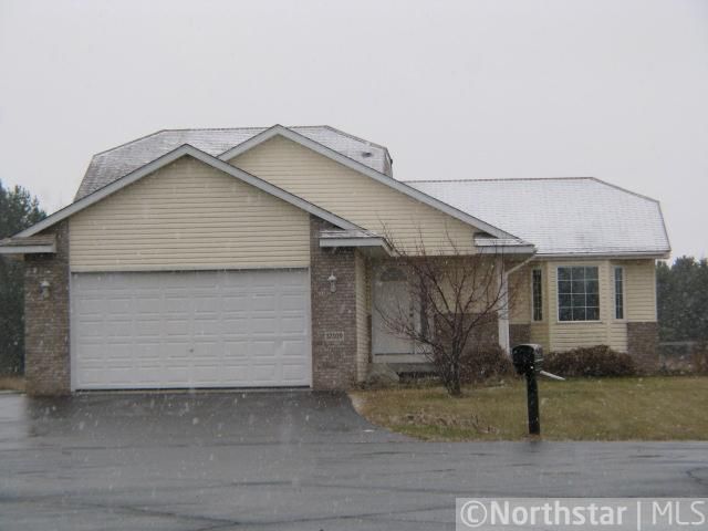 37309 Eagle Ln, North Branch, MN 55056