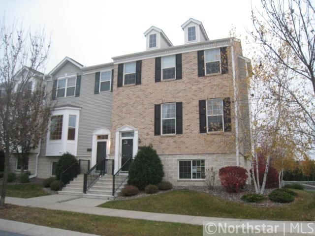 15727 Porchlight Ln, Eden Prairie, MN 55347