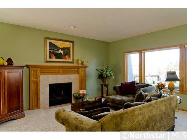 14145 Foxtail Ln, Apple Valley, MN 55124