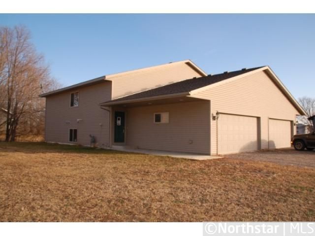 6040 S 1st St, Waverly, MN 55390