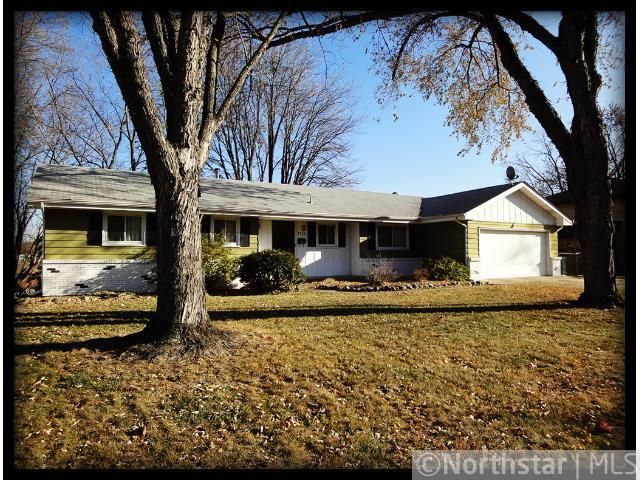 5740 Twin Lake Ter N, Crystal, MN 55429