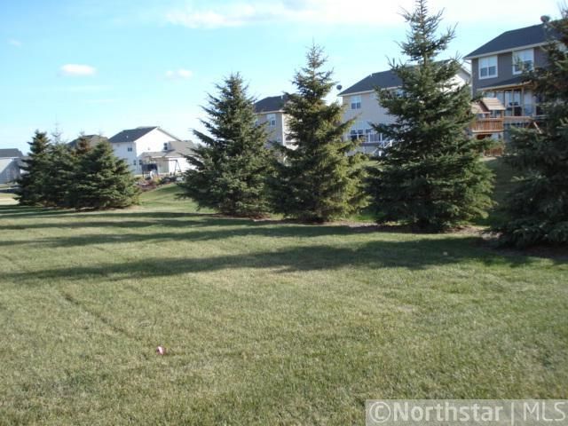 2685 Northview Dr, Victoria, MN 55386
