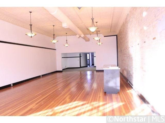 105 Main St E, New Prague, MN 56071