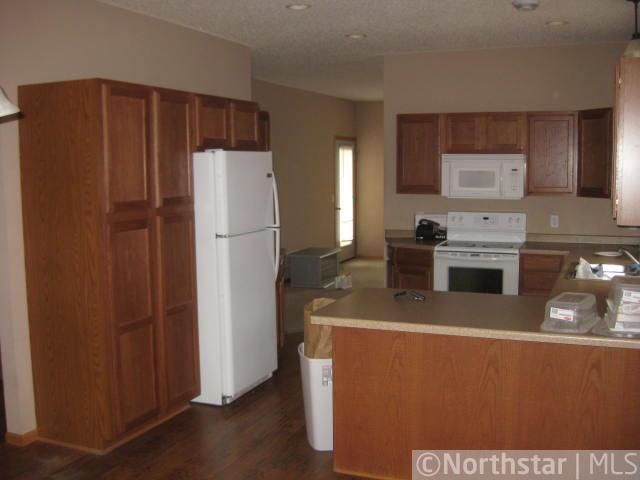 2062 Langston Ln, Saint Michael, MN 55376