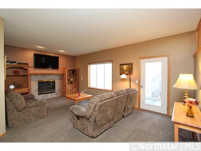 125 Mustang Ct, Lino Lakes, MN 55014