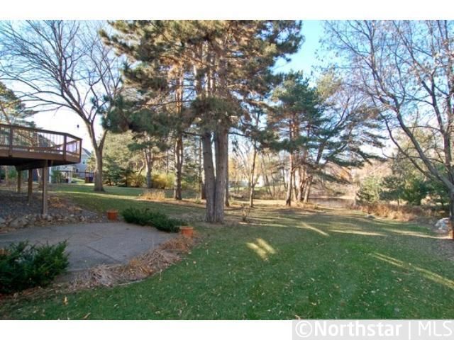 12468 Riverview Rd, Eden Prairie, MN 55347