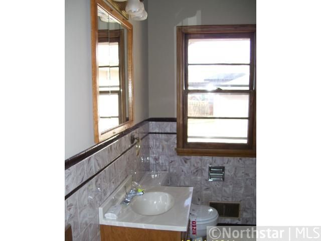 6343 Kyle Ave N, Brooklyn Center, MN 55429