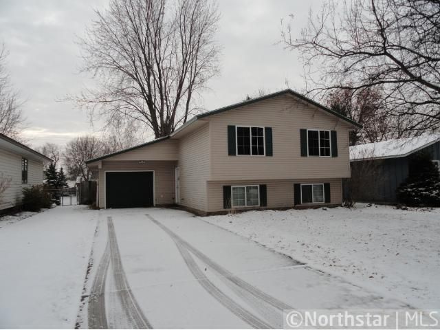 1131 4th St W, Hastings, MN 55033