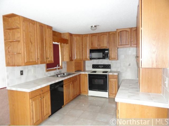 1131 4th St W, Hastings, MN 55033