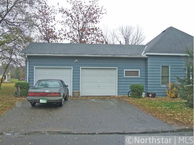 706 NE 3rd St, Little Falls, MN 56345