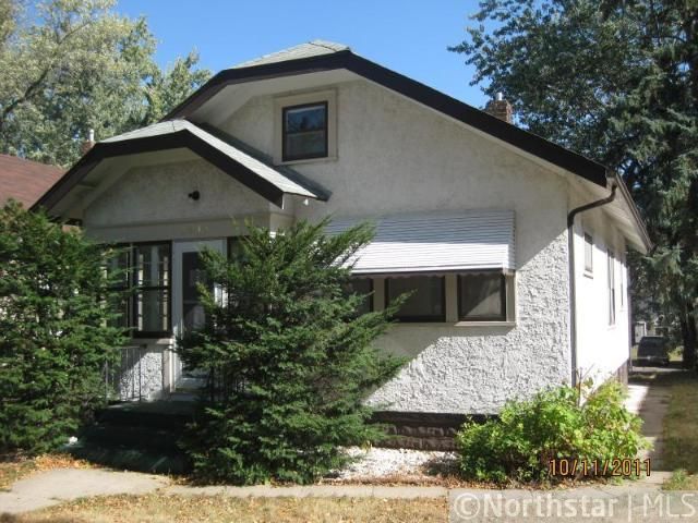 2938 Thomas Ave N, Minneapolis, MN 55411