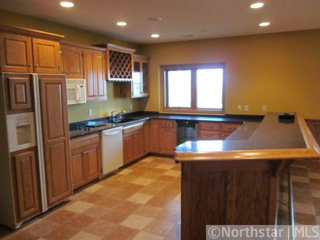 1096 E 260th St, New Prague, MN 56071