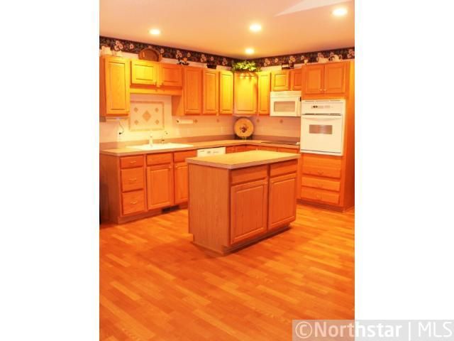 6295 Upland Ln N, Maple Grove, MN 55311