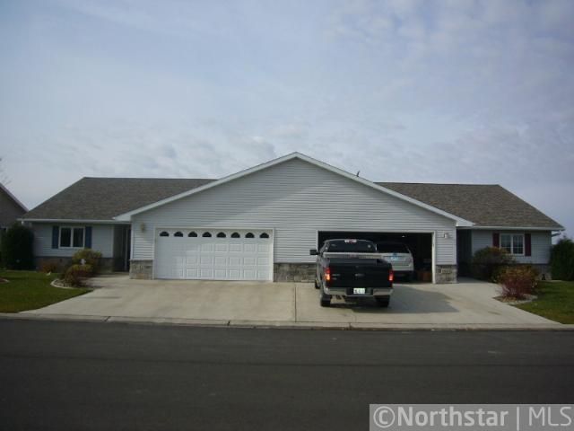 1423 Ranger Dr, Glencoe, MN 55336