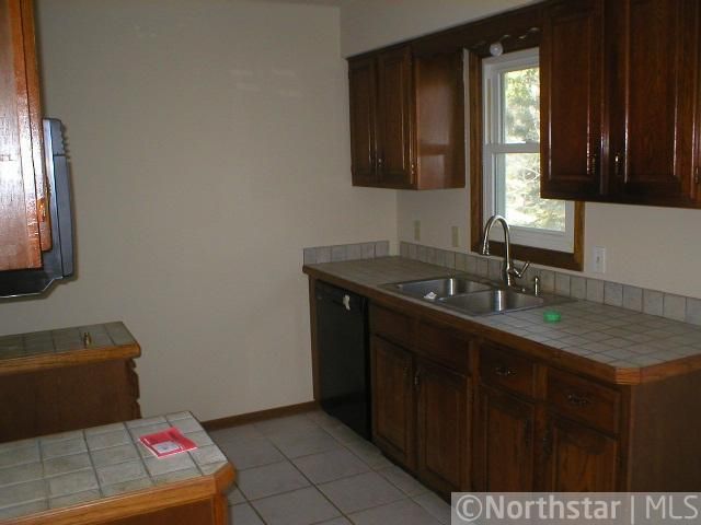 9998 64th Cir N, Maple Grove, MN 55369