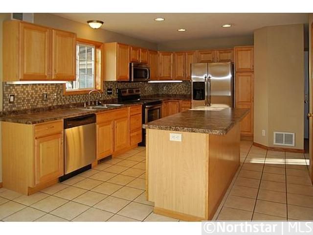 110 Manitoba Ave, Saint Paul, MN 55117