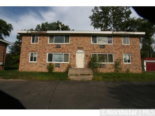 2112 Mississippi St, Maplewood, MN 55117