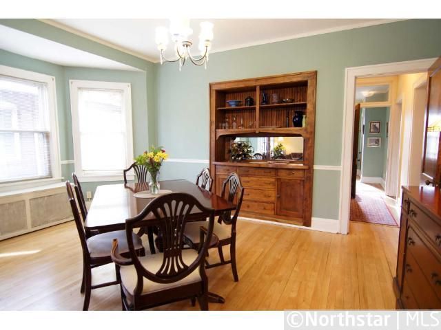 704-706 Summit Ave, Saint Paul, MN 55105